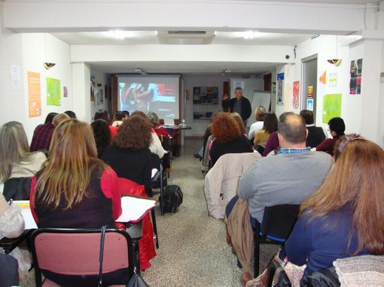 Cursos: Organitzacions i Institucions